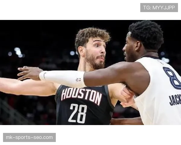 申京挡拆破坏内线防守效率显著提升火箭进攻多点威胁